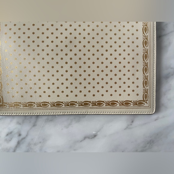 Gucci x SEGA Stars ‘Guccy’ Clutch - Picture 7 of 11